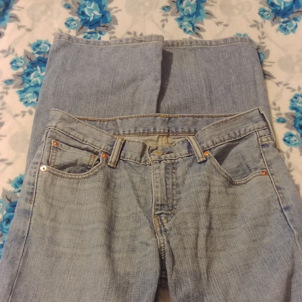 Levis jeans